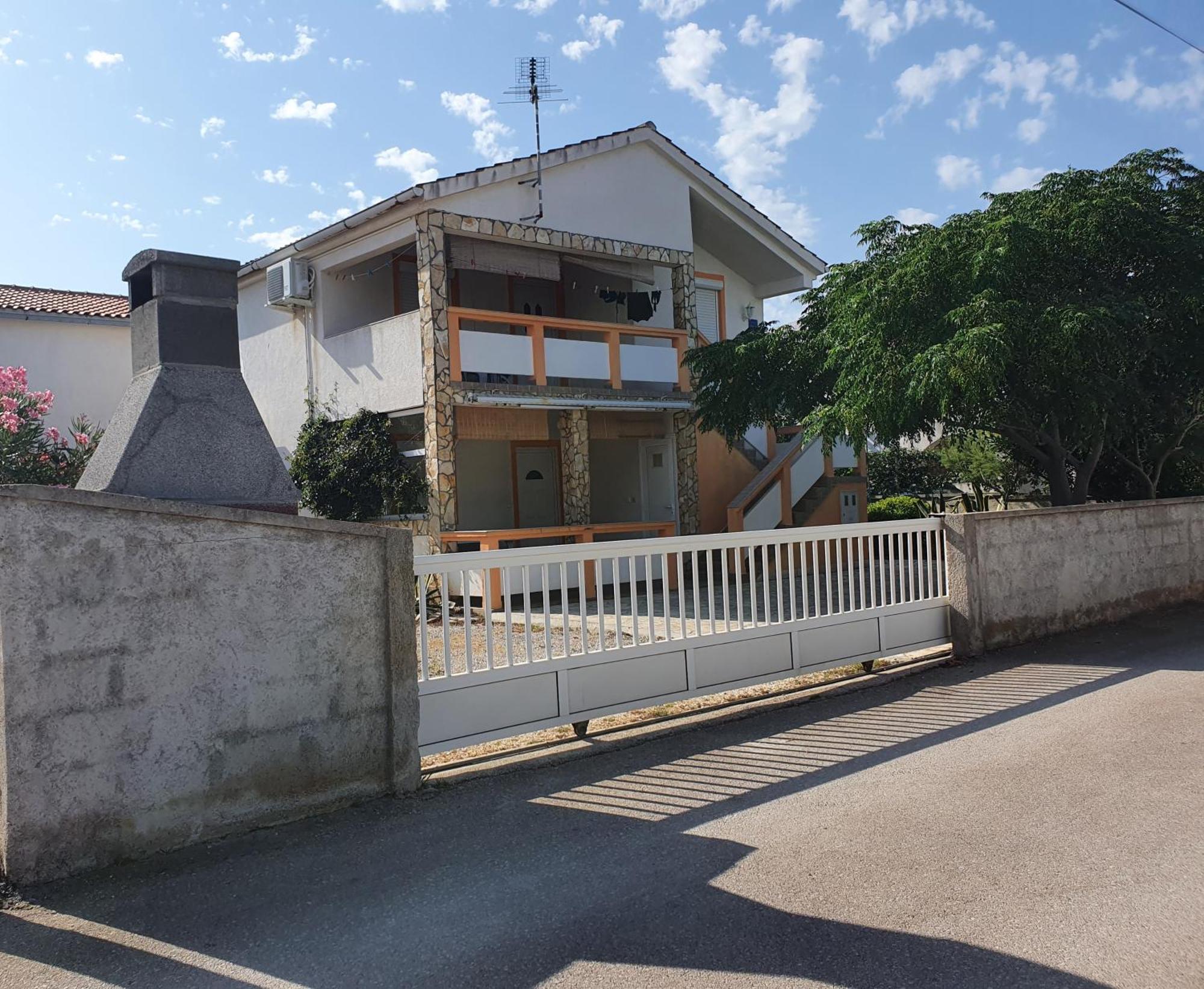 Haus Central Vir Exterior foto